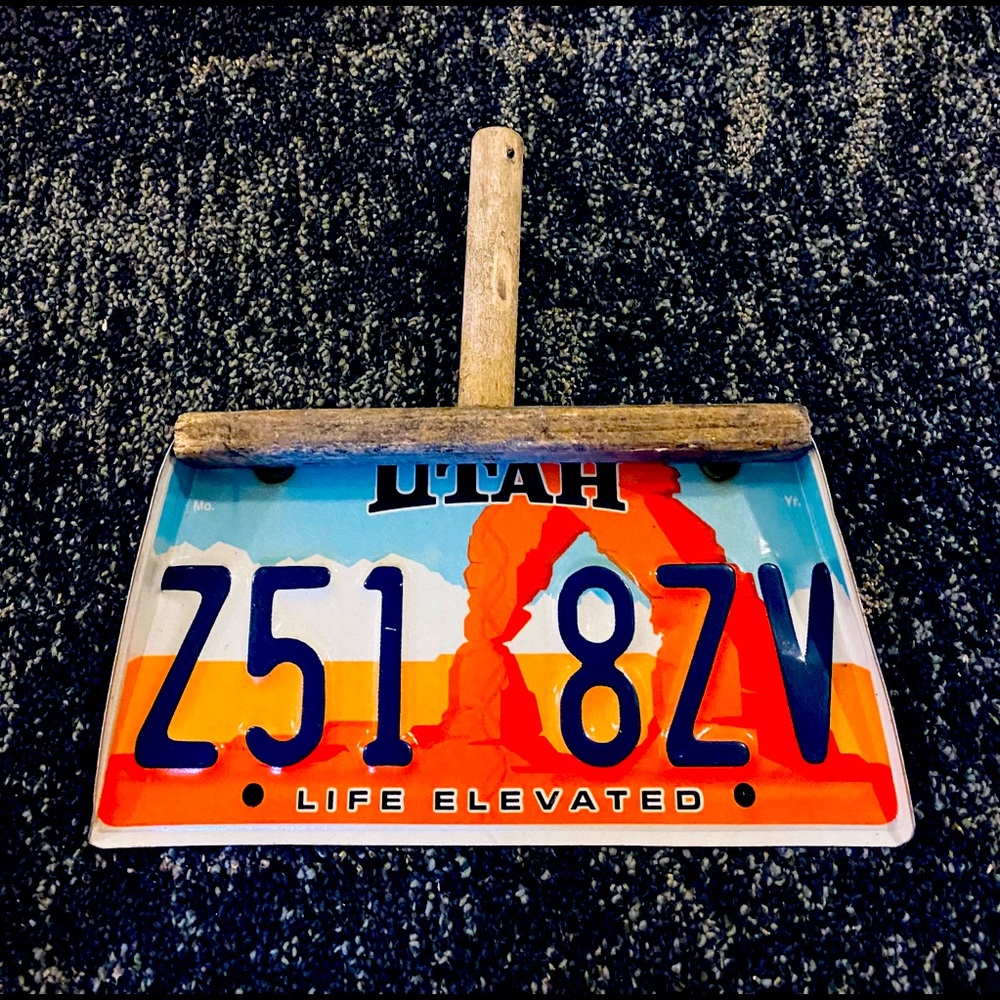 Dustpan